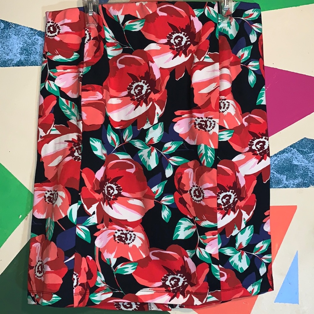 Skirt by Simply Emma. Bright floral size 1X